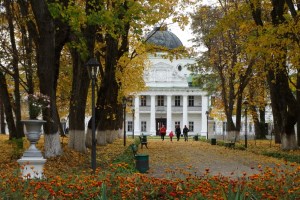 Дворцово-парковый комплекс в Качановке